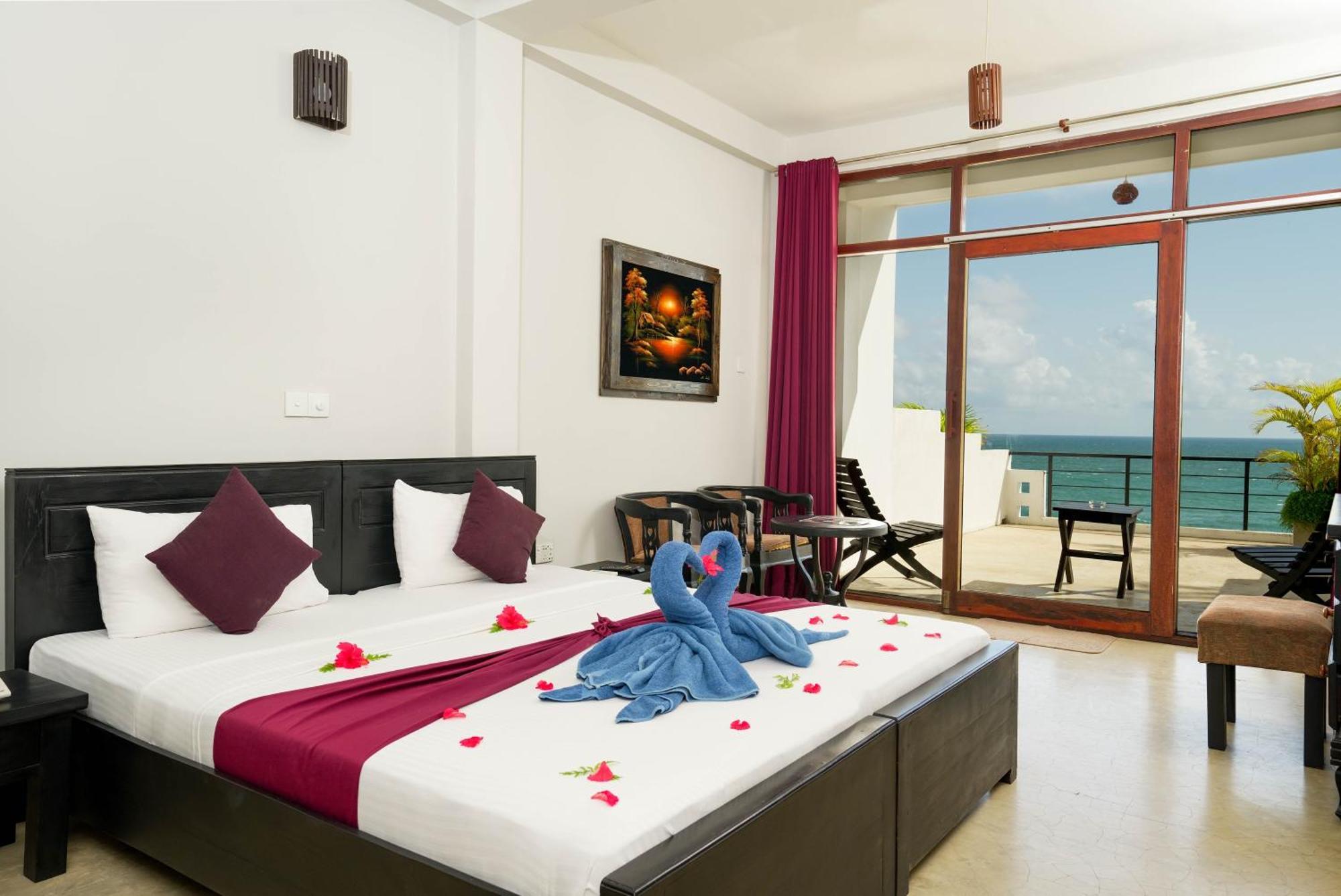 Hotel Silan Mo Mirissa Exteriör bild